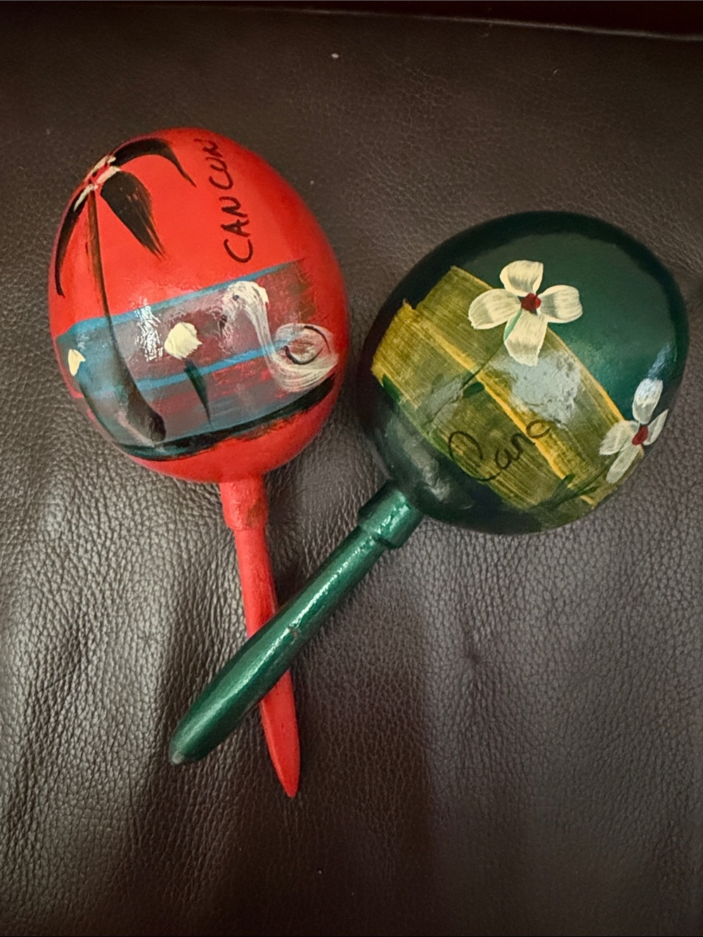Vtg Handmade & Hand Painted Mexican Gourd Maracas Set of 2 From Cancun